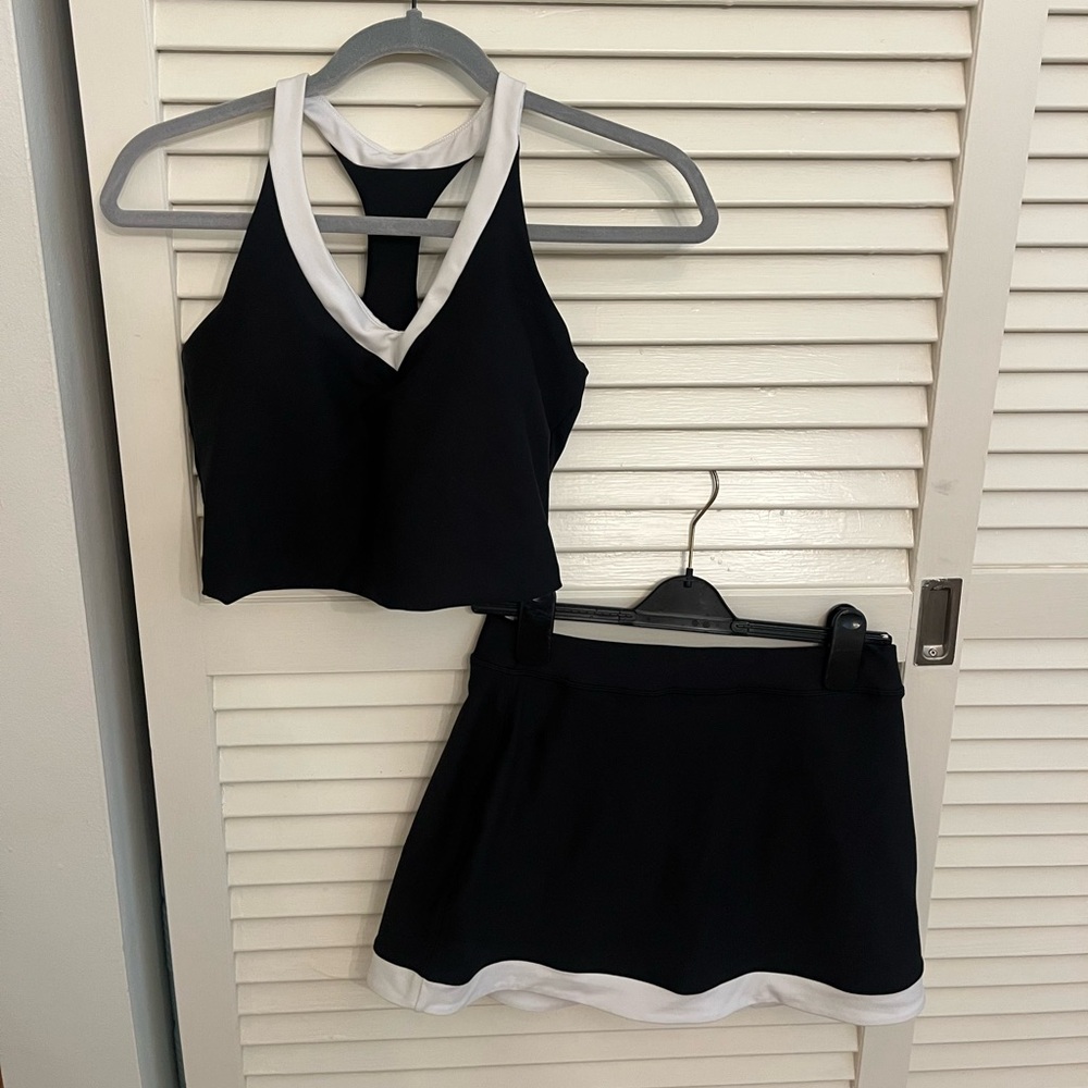 Abercrombie YPB Sculptlux Racerback V-Neck Tank & Skirt